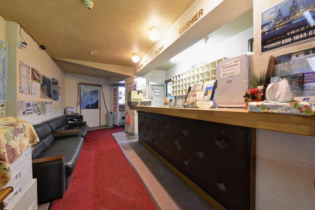Hotel Million Muroran Bagian luar foto