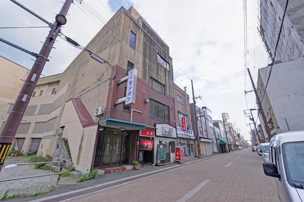 Hotel Million Muroran Bagian luar foto